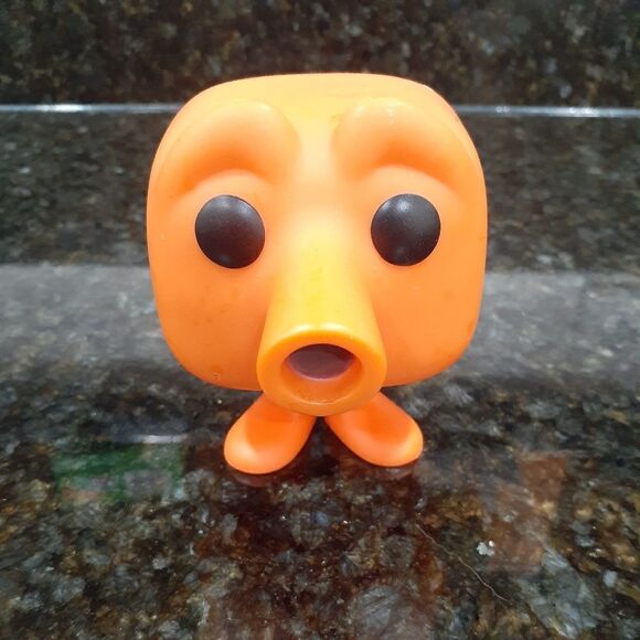 New! Retro QBert Funko Pop - Picture 1 of 4